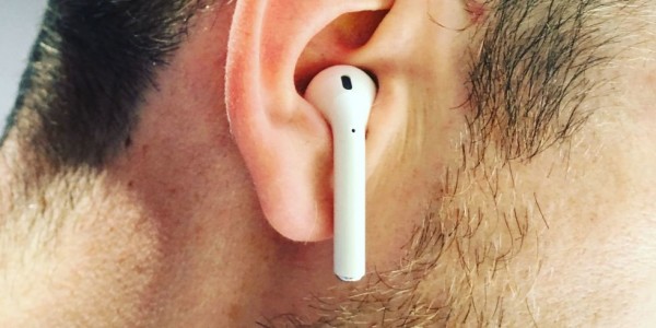 landscape-1473292905-airpods