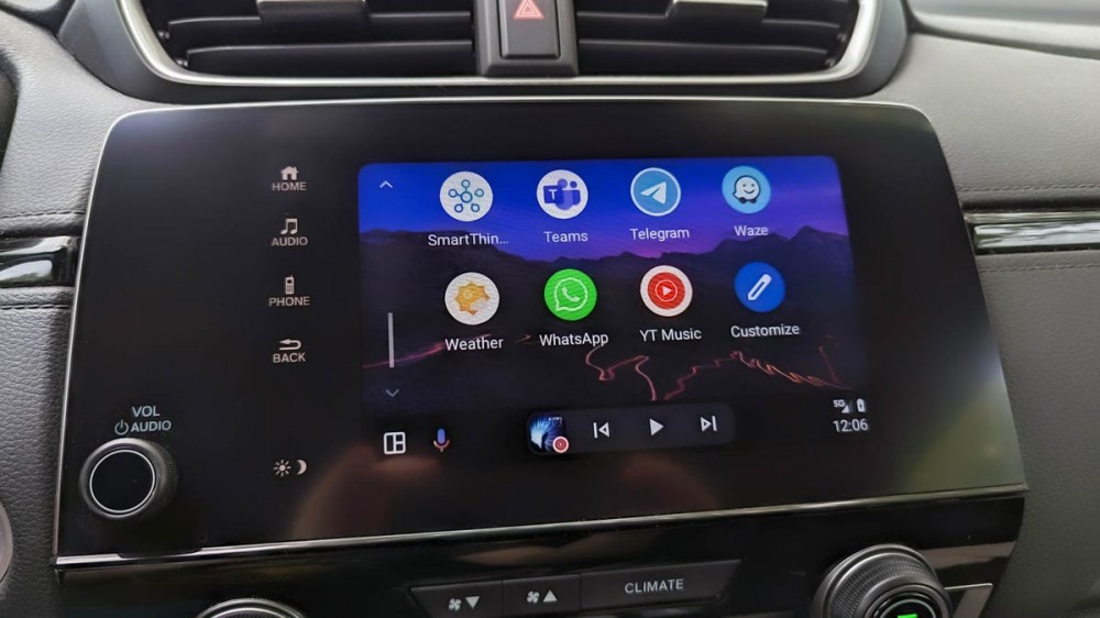 Car console running Android Auto